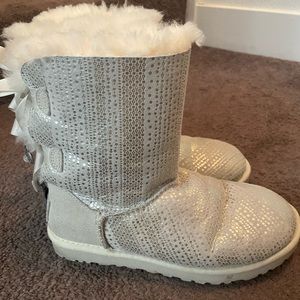 Uggs silver size 6 with ties